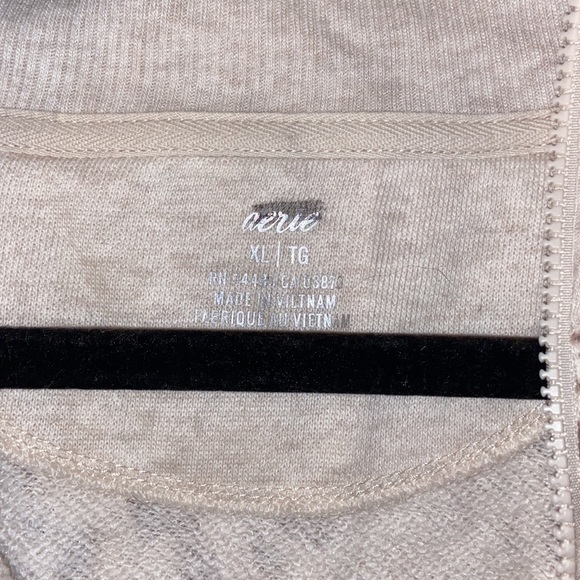 NWOT- American eagle Aerie woman’s leopard sweatshirt - Picture 4 of 6